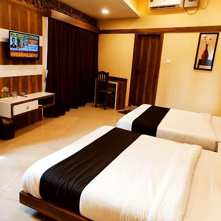 Hotel Keerthana Puttur Puttur  Экстерьер фото