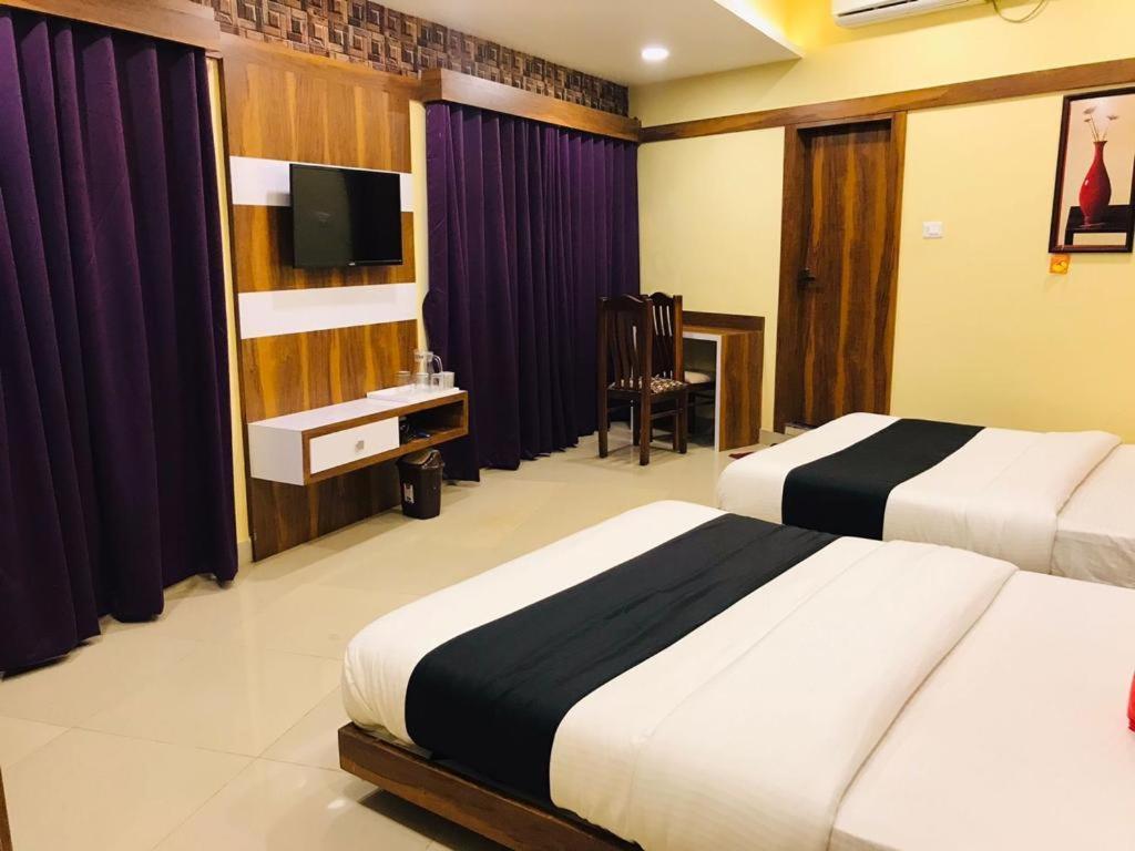 Hotel Keerthana Puttur Puttur  Экстерьер фото